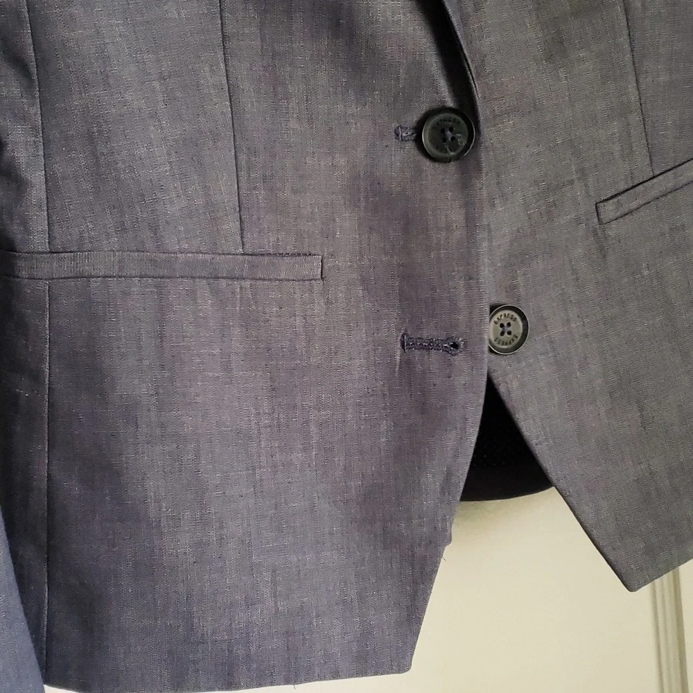 Express Blazer - Picture 3 of 7